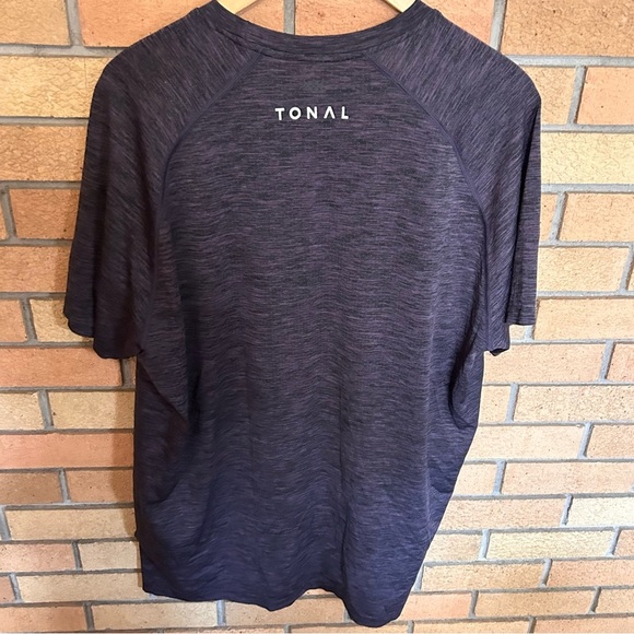 RHÔNE Tonal Training Short Sleeve Tee Purple Athletic Workout Men’s - Picture 3 of 5